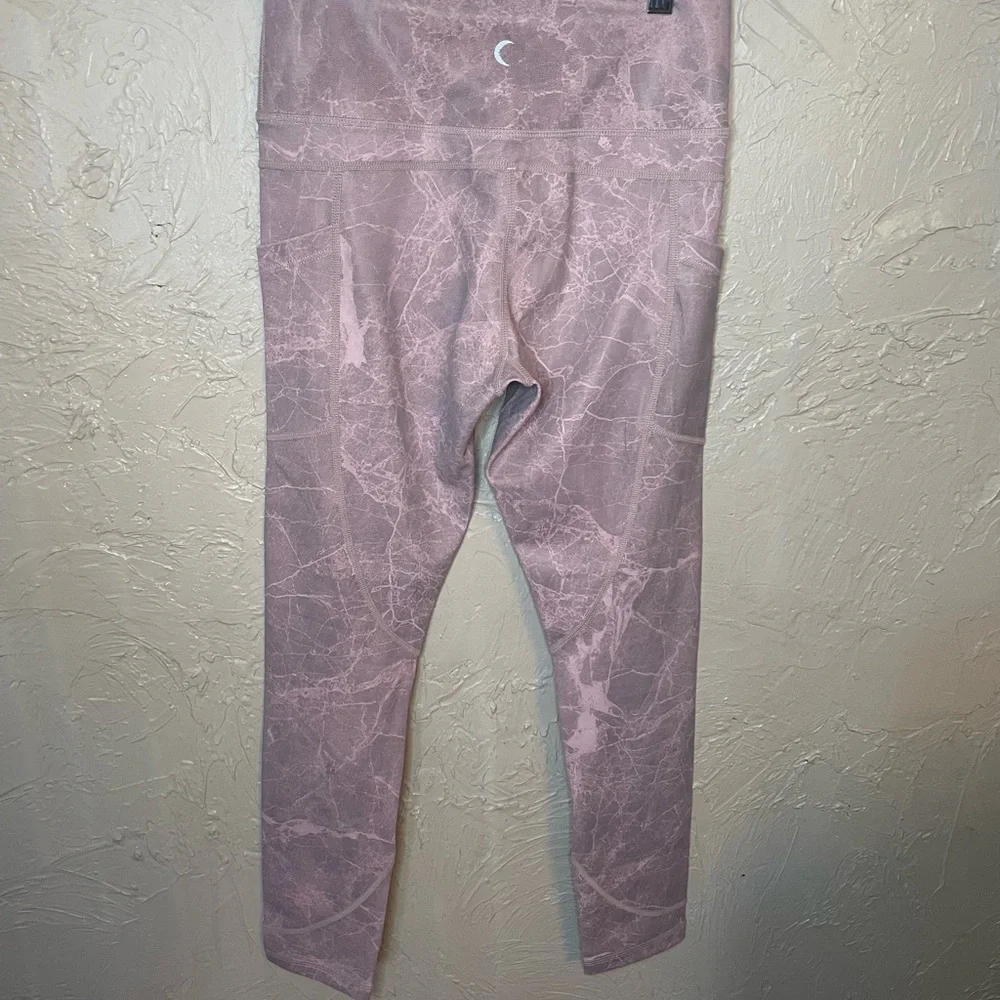 Zyia Pink Digital Granite Pocket Light N Tight Hi-Rise 7/8 leggings size 4